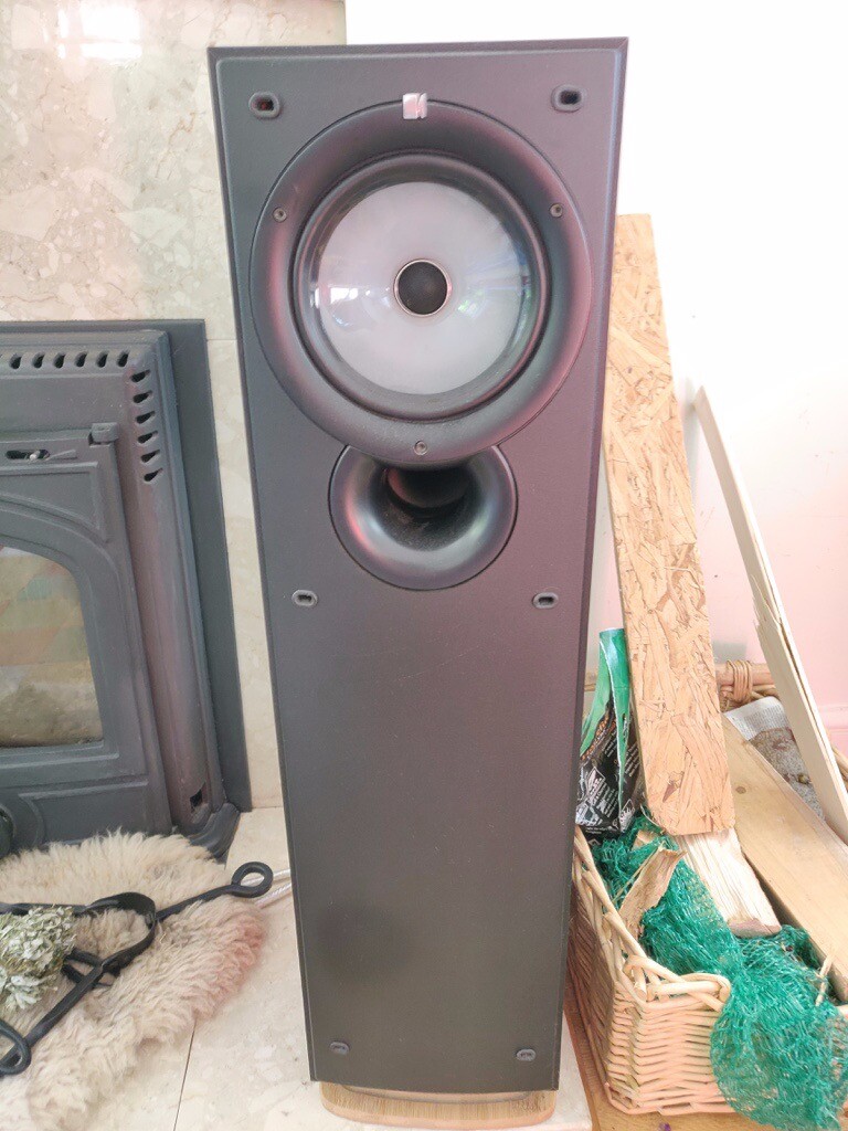 kef q35 speakers